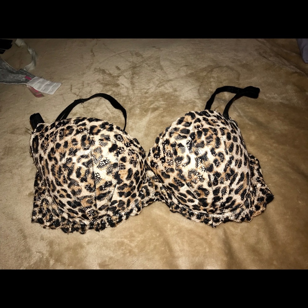 Victoria Secret Leopard Lace Push Up Bra